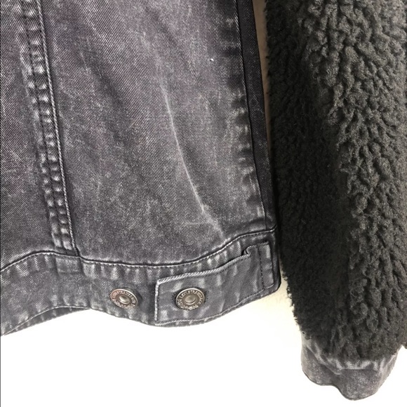 Levi’s Acid Washed Black Denim Trucker Jacket Lrg - Picture 12 of 12